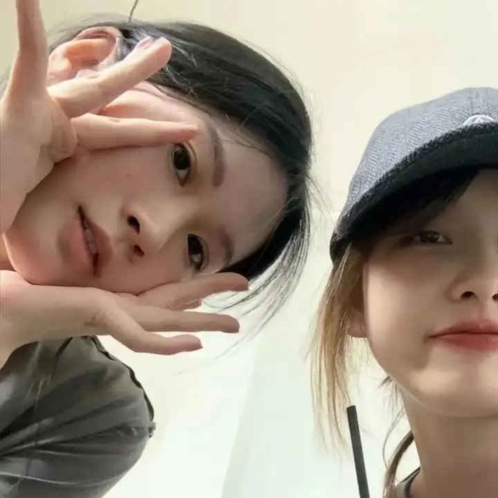 彩凤笙歌海报